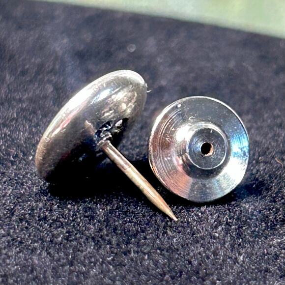 Vintage Button Design Tie Tack Pin – Silver Tone Men’s Accessory - Picture 4 of 16